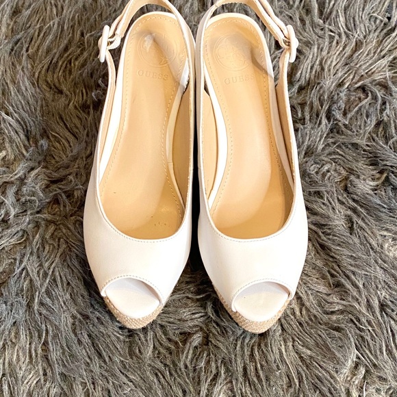 Guess? Wedge White & Gold Sandals 6.5, almost new - Picture 5 of 7